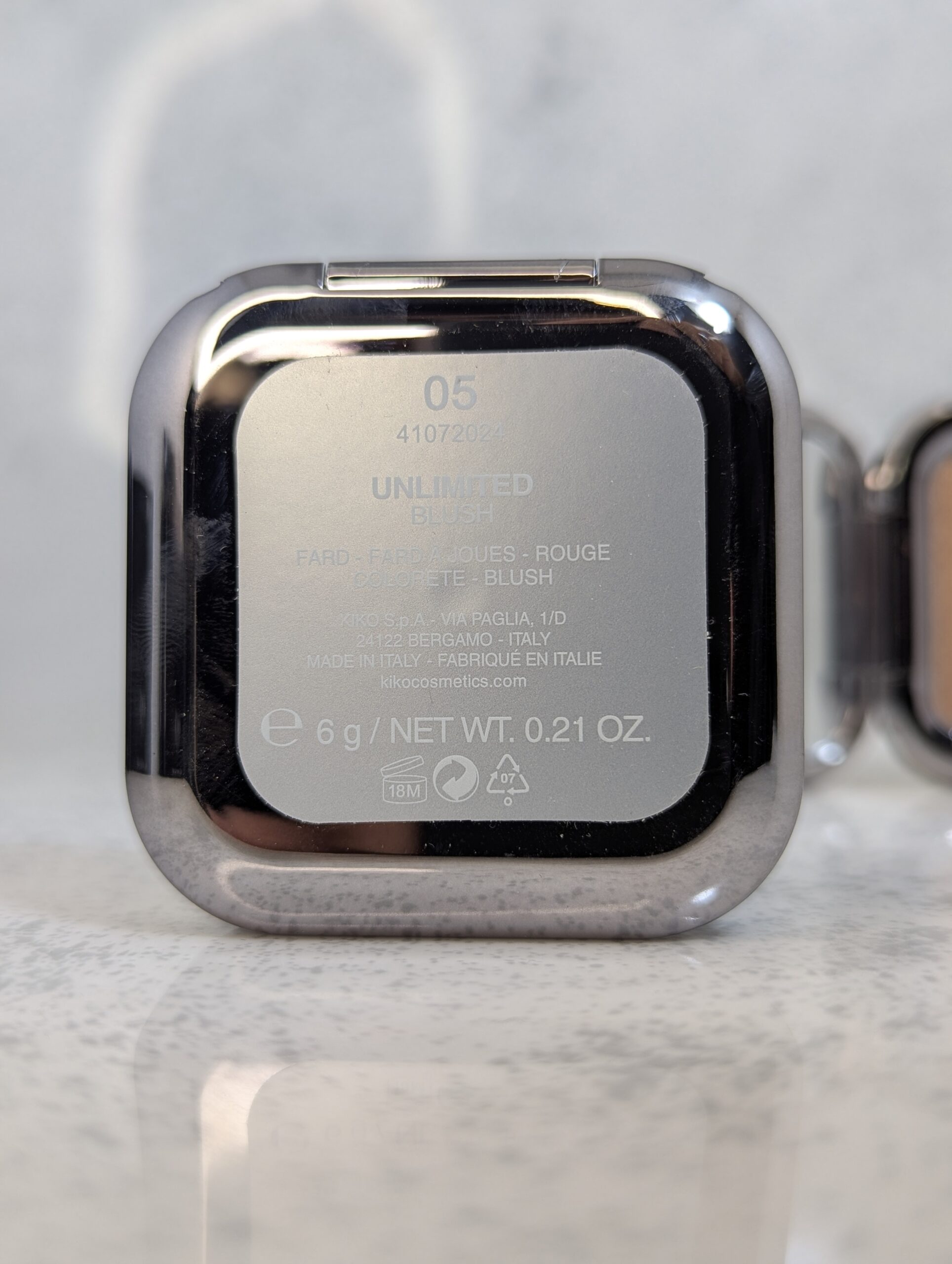 kiko milano glow fusion powder highlighter kiko milano glow fusion powder highlighter