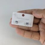 Heart stud earrings with cubic zirconia stones - Image 2