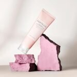 Skin1004 Tea-Trica BHA Foam - Image 3